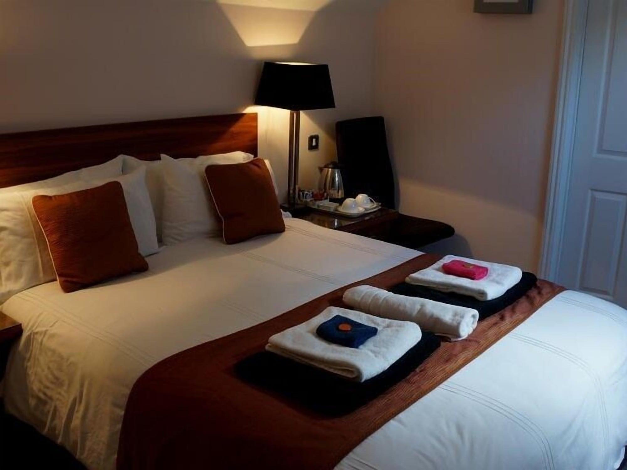 לינטון The Lyn Valley Guest House מראה חיצוני תמונה